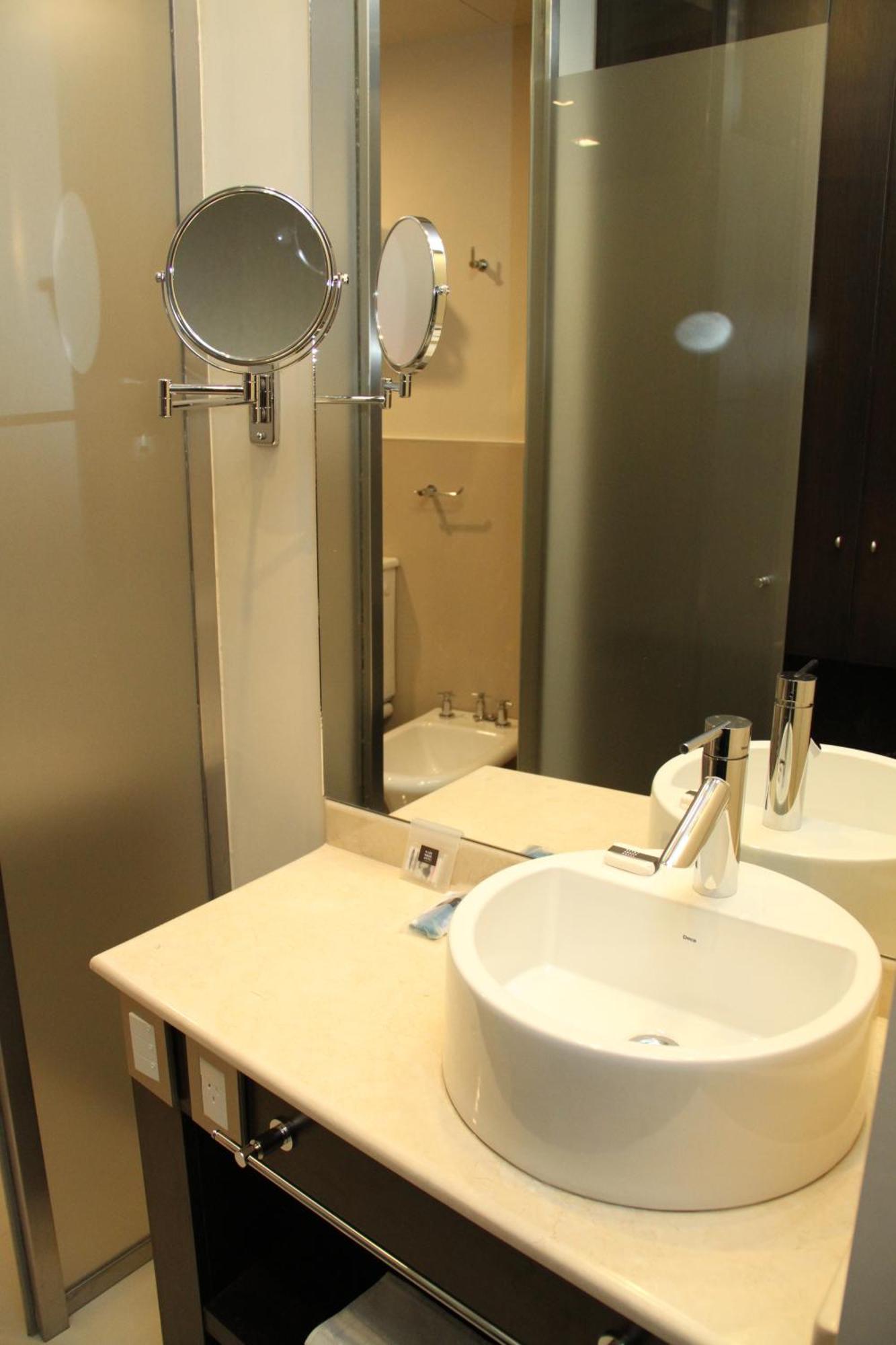 Niyat Urban Hotel 레지스텐시아 객실 사진
