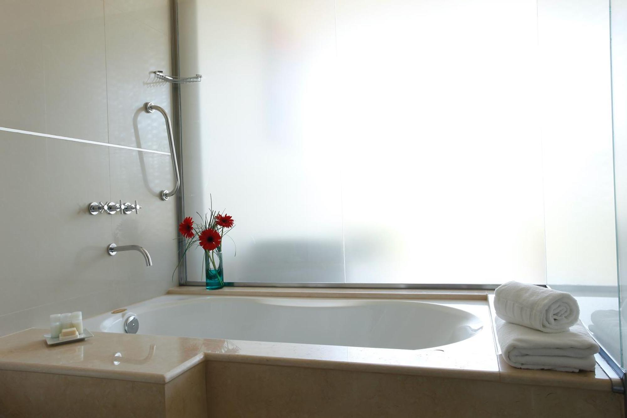 Niyat Urban Hotel 레지스텐시아 외부 사진
