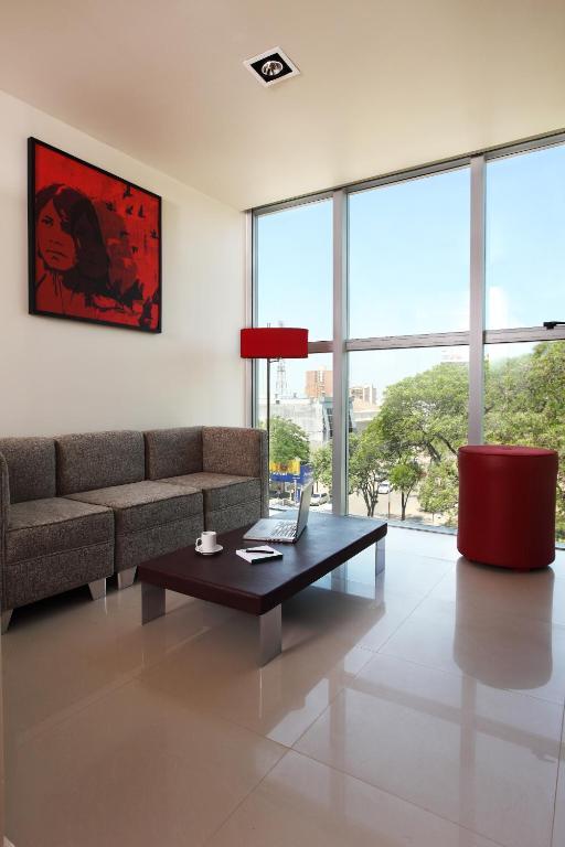 Niyat Urban Hotel 레지스텐시아 객실 사진